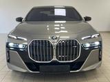 BMW M760e xDrive *Individual Edition*UnfallfreI*1.Hd - BMW 760: 760i