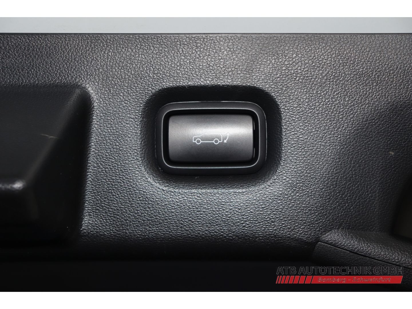Fahrzeugabbildung Hyundai IONIQ 5 UNIQ 72,6 kWh 4WD 91,9% SOH HUD Navi Sou