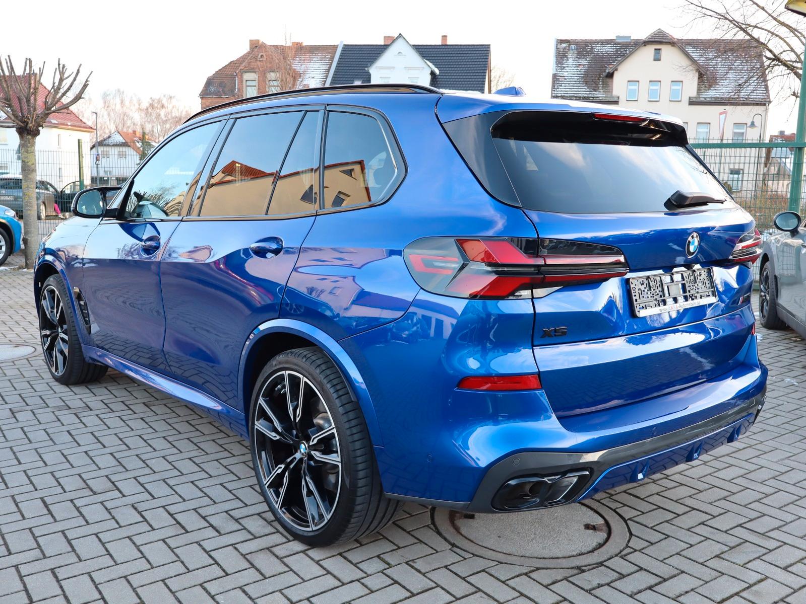 BMW X5 M60