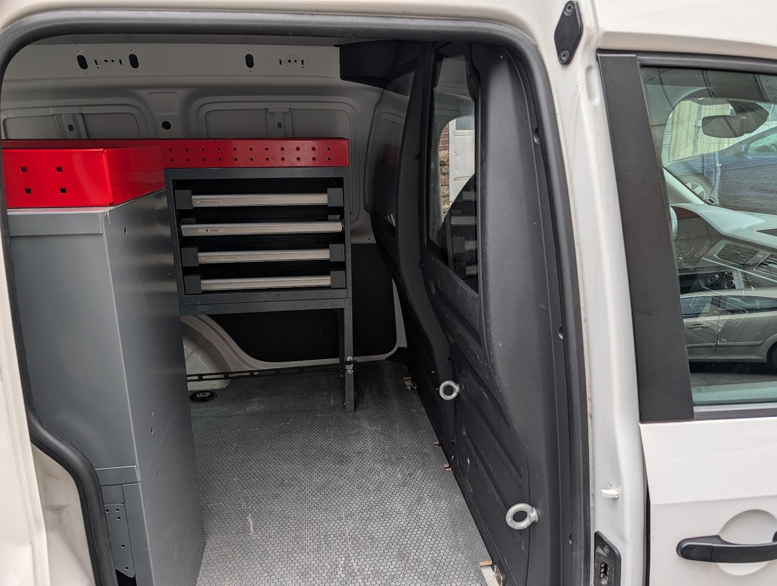 Volkswagen Caddy 2.0 TDi BMT*Automatik*AHK Regale, миниатюра 13