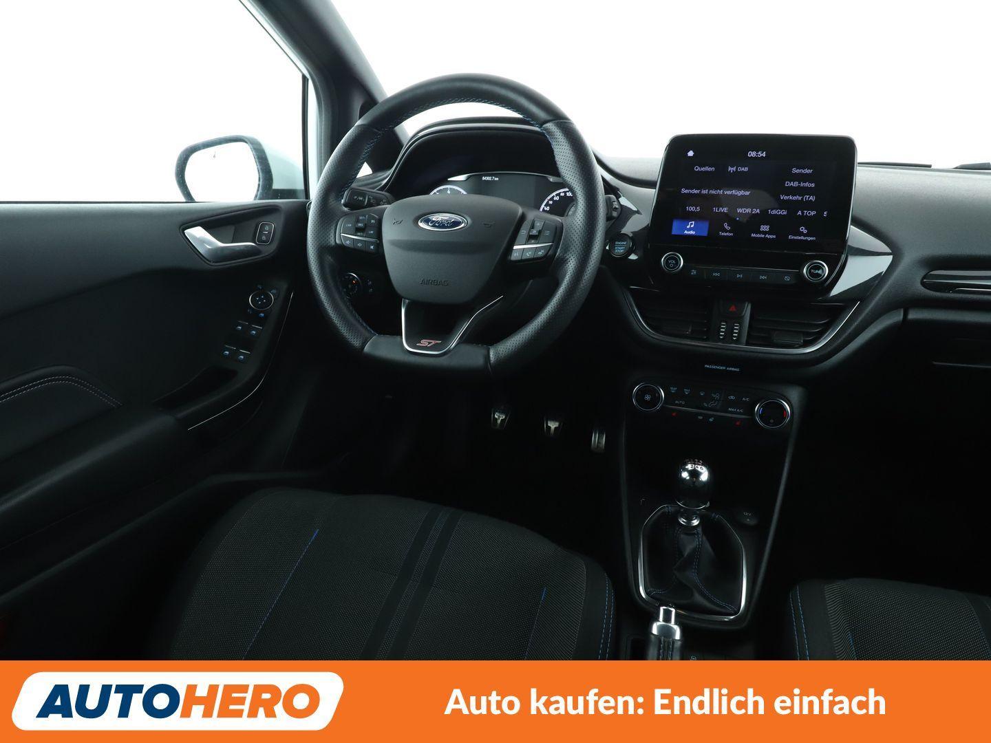 Ford Fiesta 1.5 EcoBoost ST*TEMPO*PDC*SHZ*
