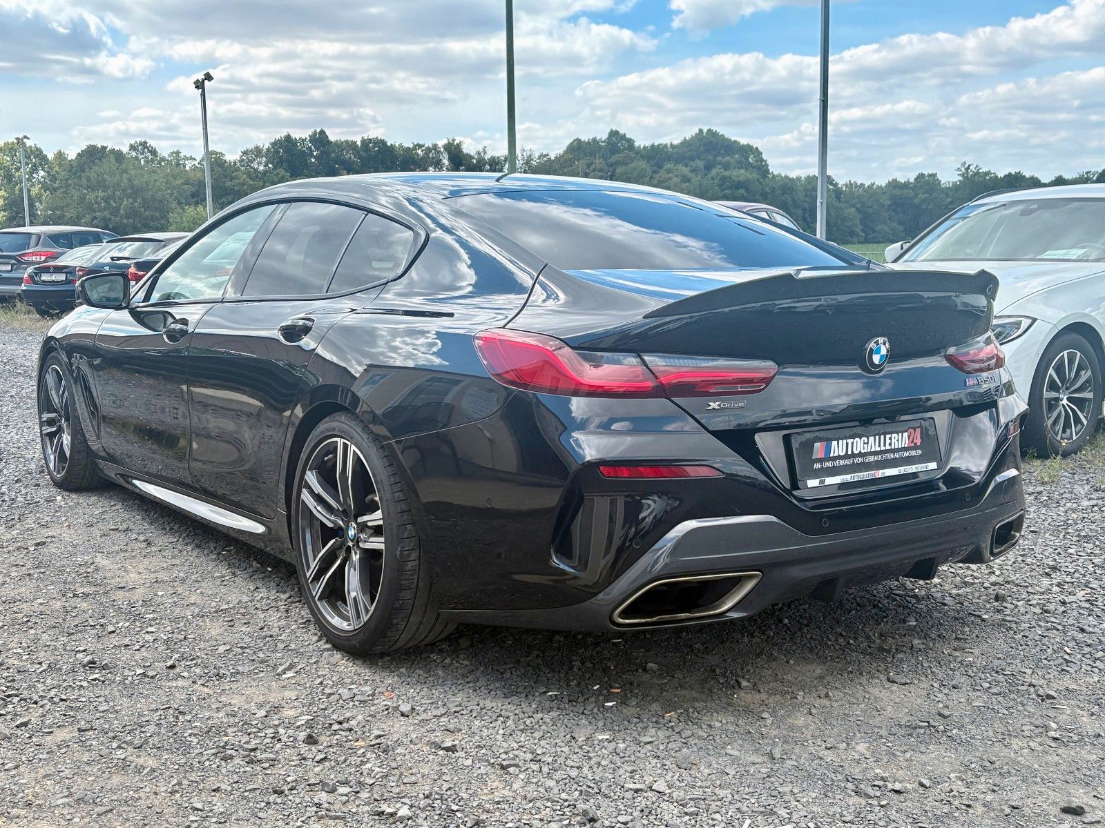 Fahrzeugabbildung BMW M850i xDrive GC M SPORTPAKET Navi Leder HUD 360