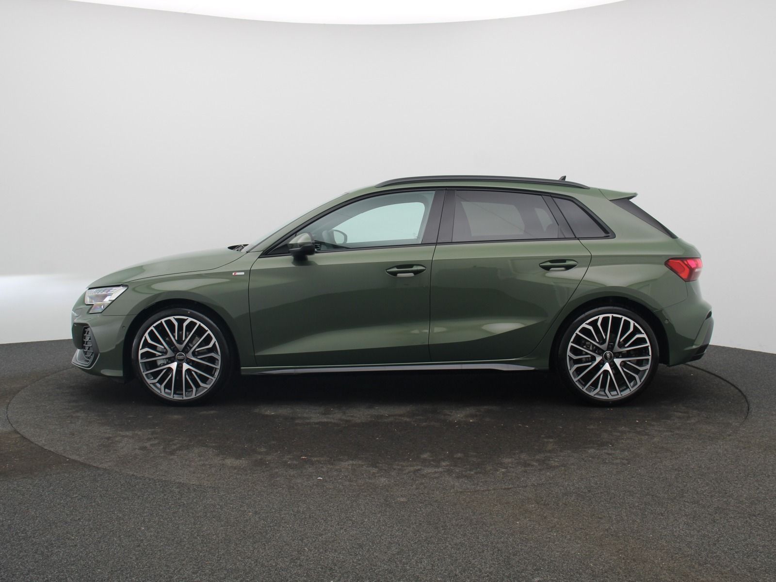 Audi A3 Sportback S-Line TDI S-tronic Navi AHK LED foto 4