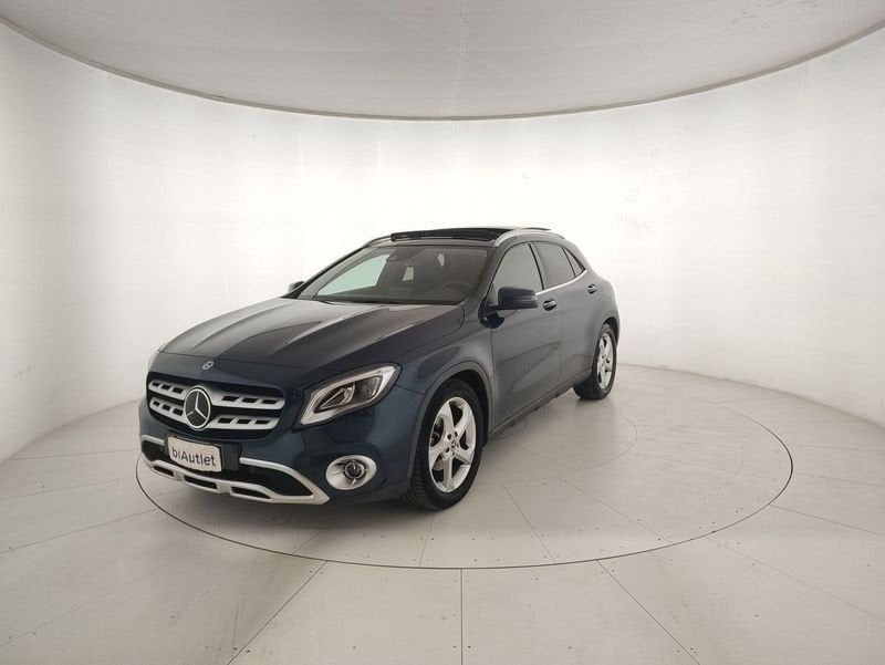 MERCEDES-BENZ Mercedes-Benz GLA 200 d Sport 4matic auto