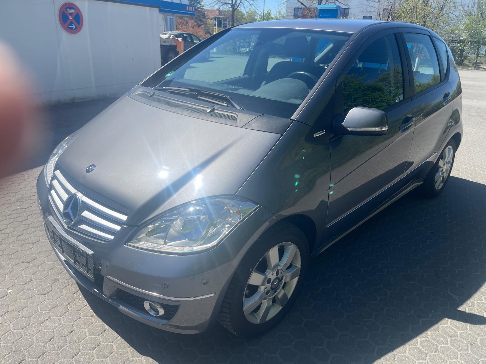 Mercedes-Benz A 180 AVANGARD  ,83000km Navi ,Automatic!
