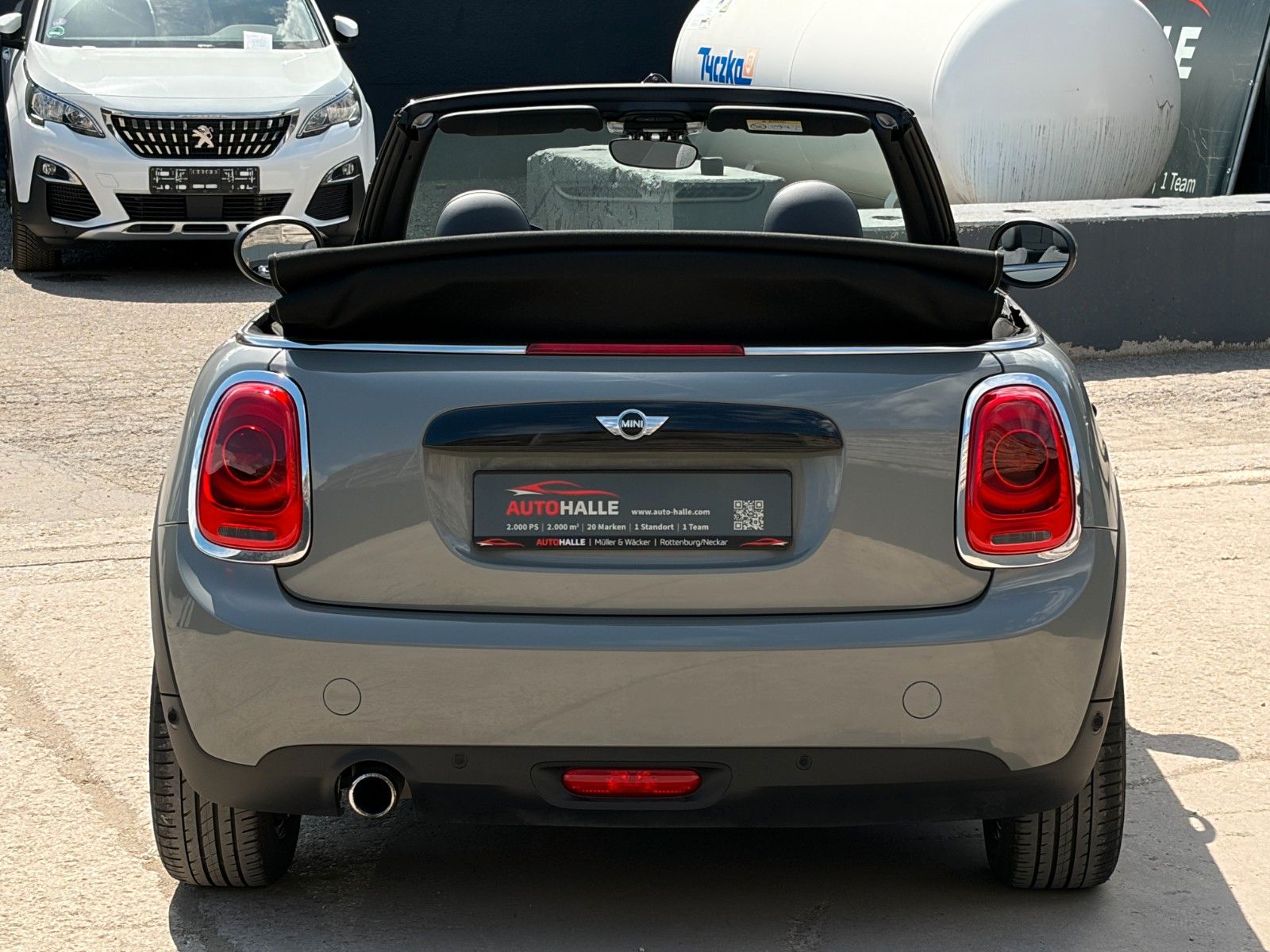 Fahrzeugabbildung MINI Cooper Cabrio Chili Tempomat LED PDC BT SHZ