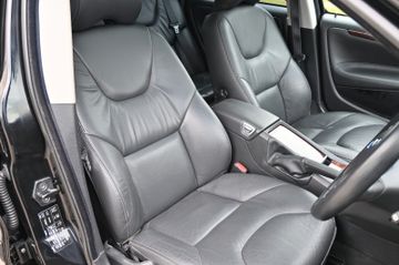 Volvo V70 2.4 Classic * RHD* – Bild 9