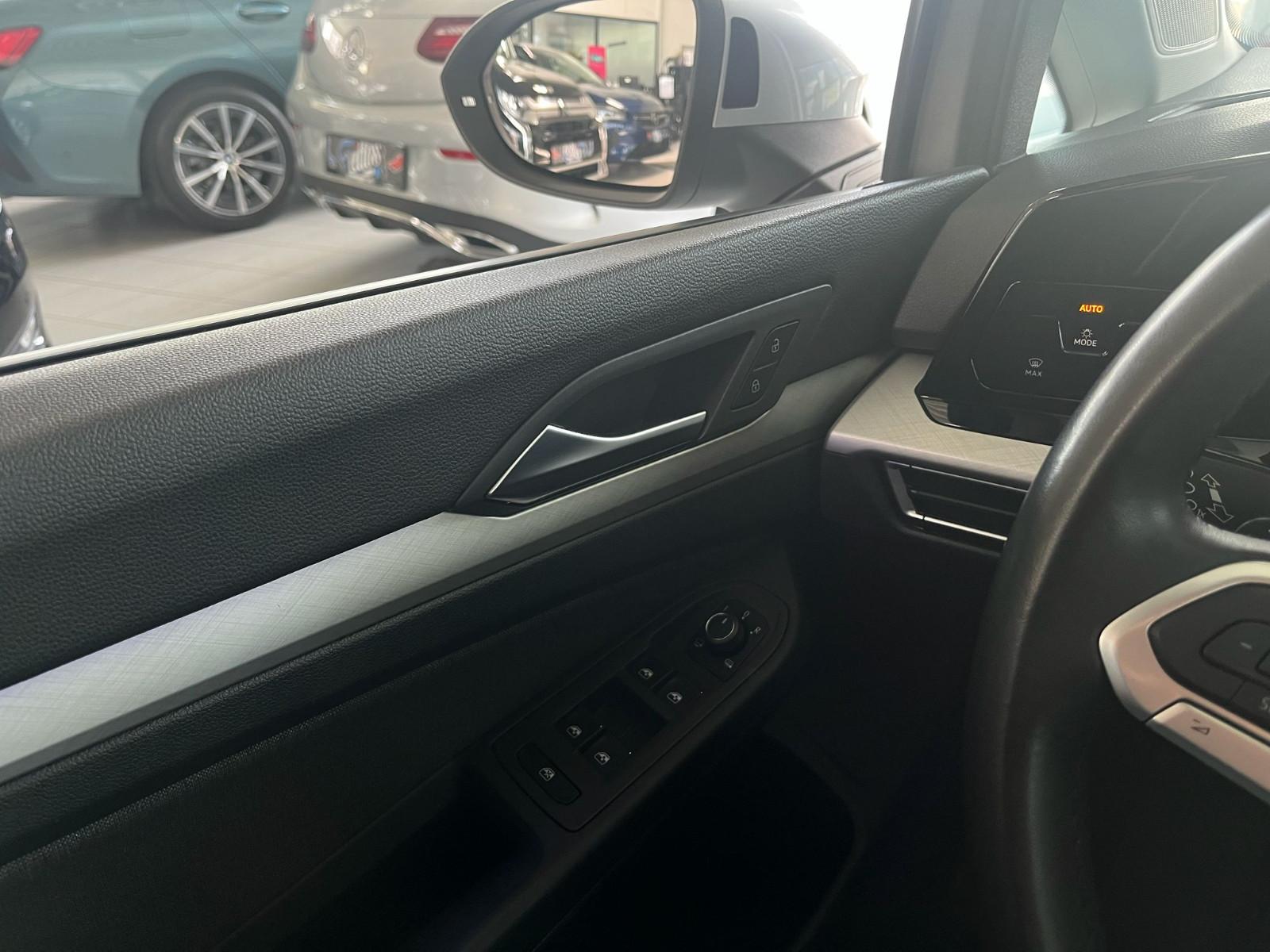 Volkswagen Golf VIII TDI Var. Life *Automatik*LED*Navi*1HD*, миниатюра 27