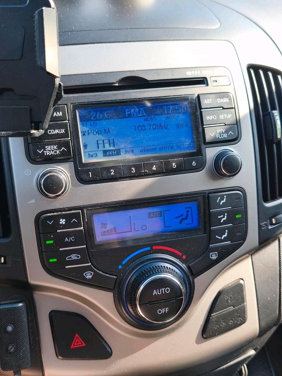 Hyundai i30 2012 — photo 7