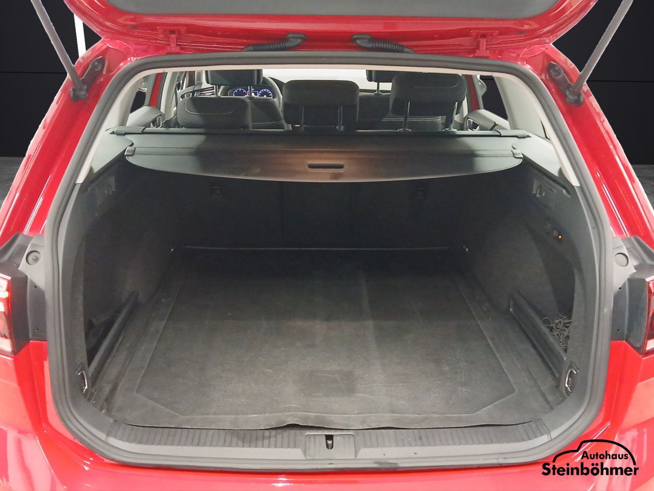 Volkswagen Passat Variant - Bild 6