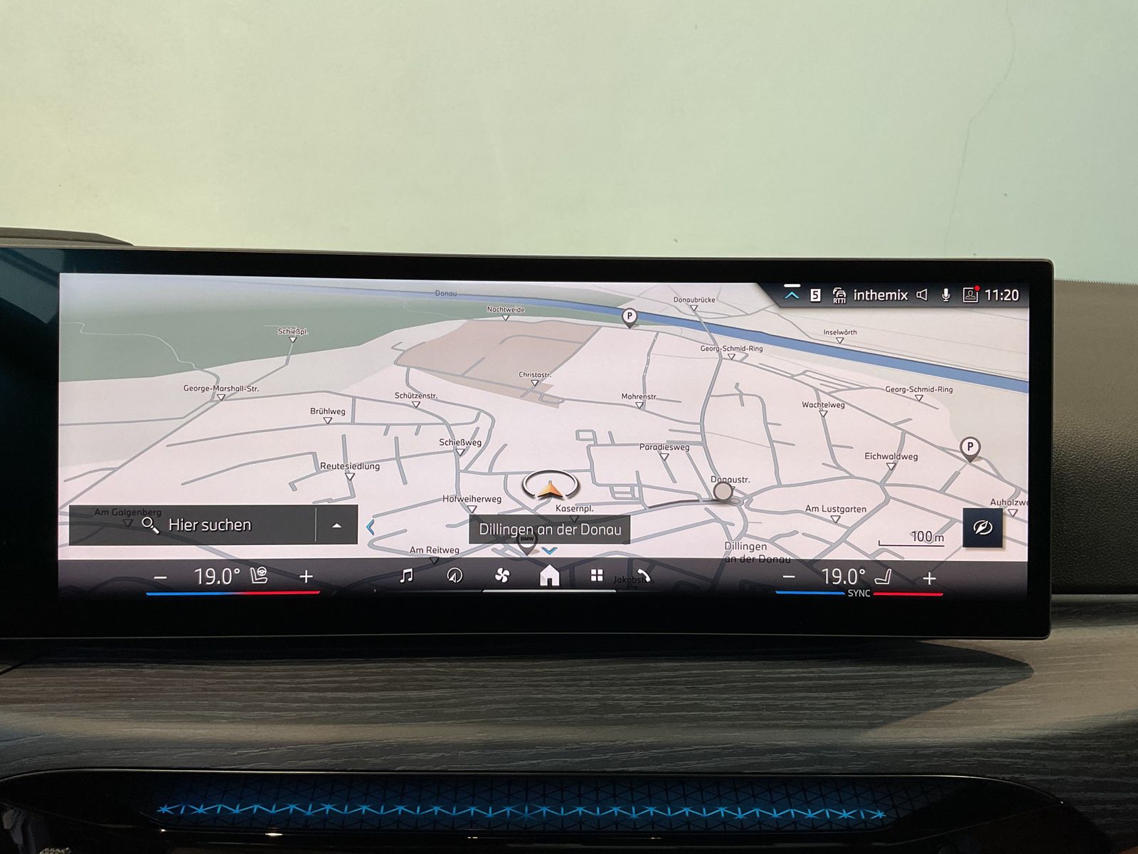 Fahrzeugabbildung BMW 330i xDrive M Sportpaket | Panorama-Glasdach | H