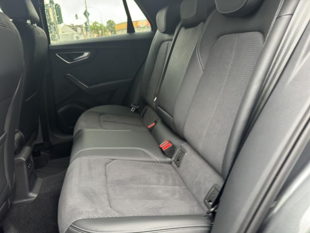 Fahrzeugabbildung Audi Q2 S line 40 TFSI quattro