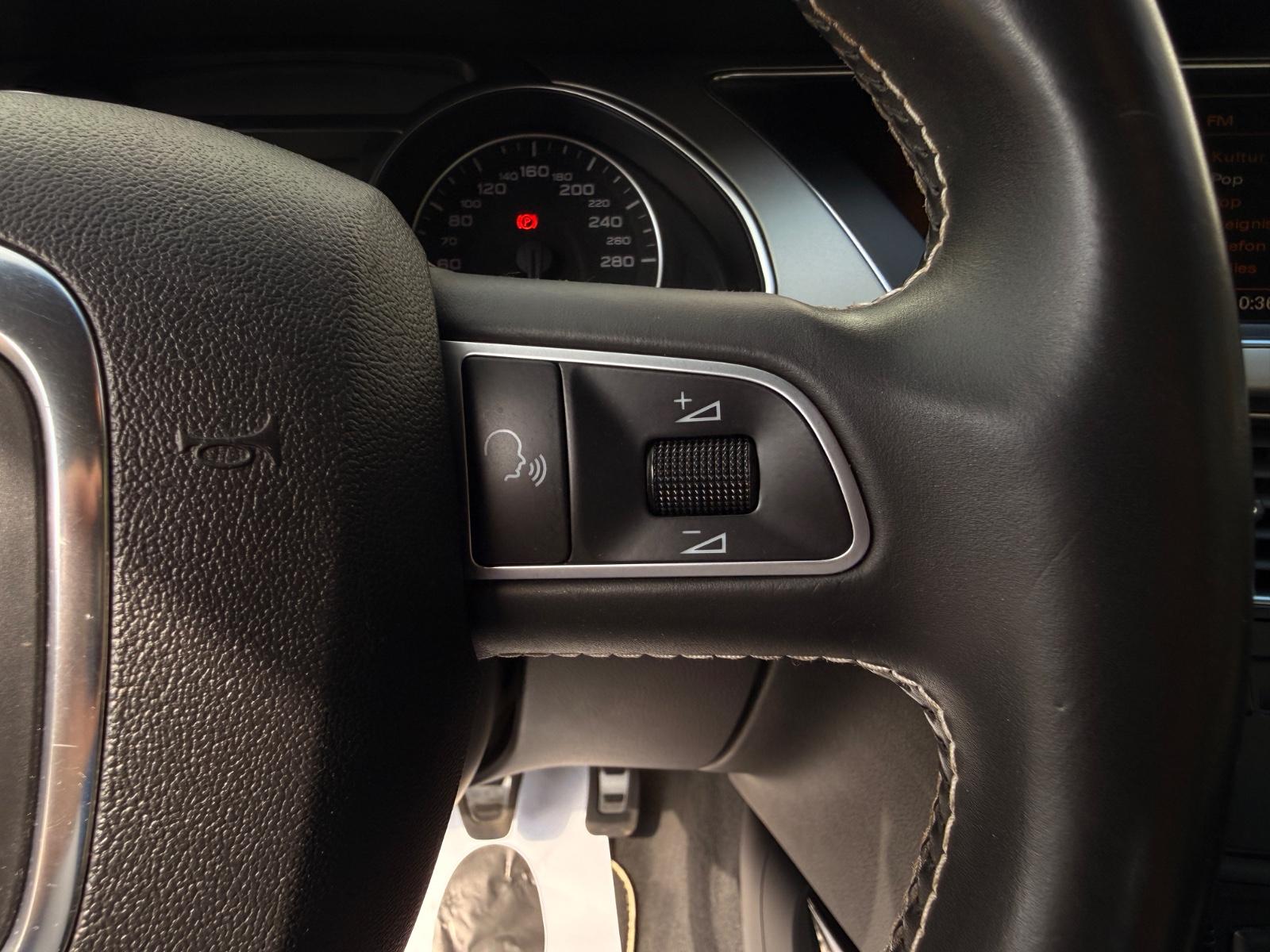 Audi A5 Coupe 2.0 TFSI SHZ Bi-Color Leder Motor Neu