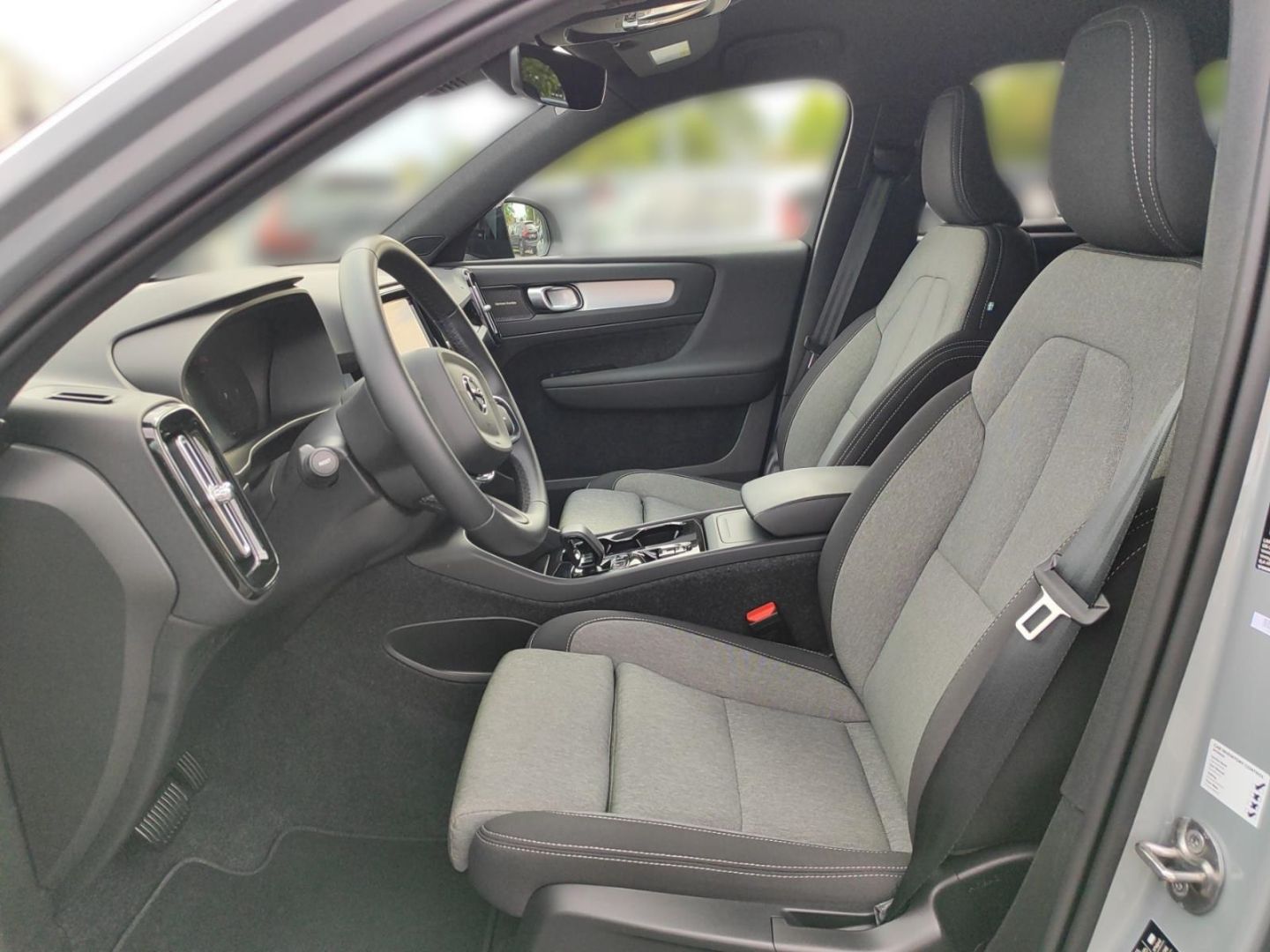 Volvo XC40 B3 Plus Black Edition  StandHZG Digitales C foto 15