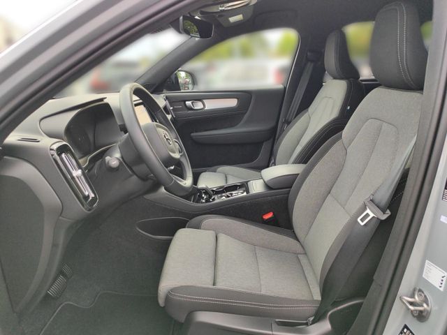 VOLVO XC 40 (Bild 15 von Array)