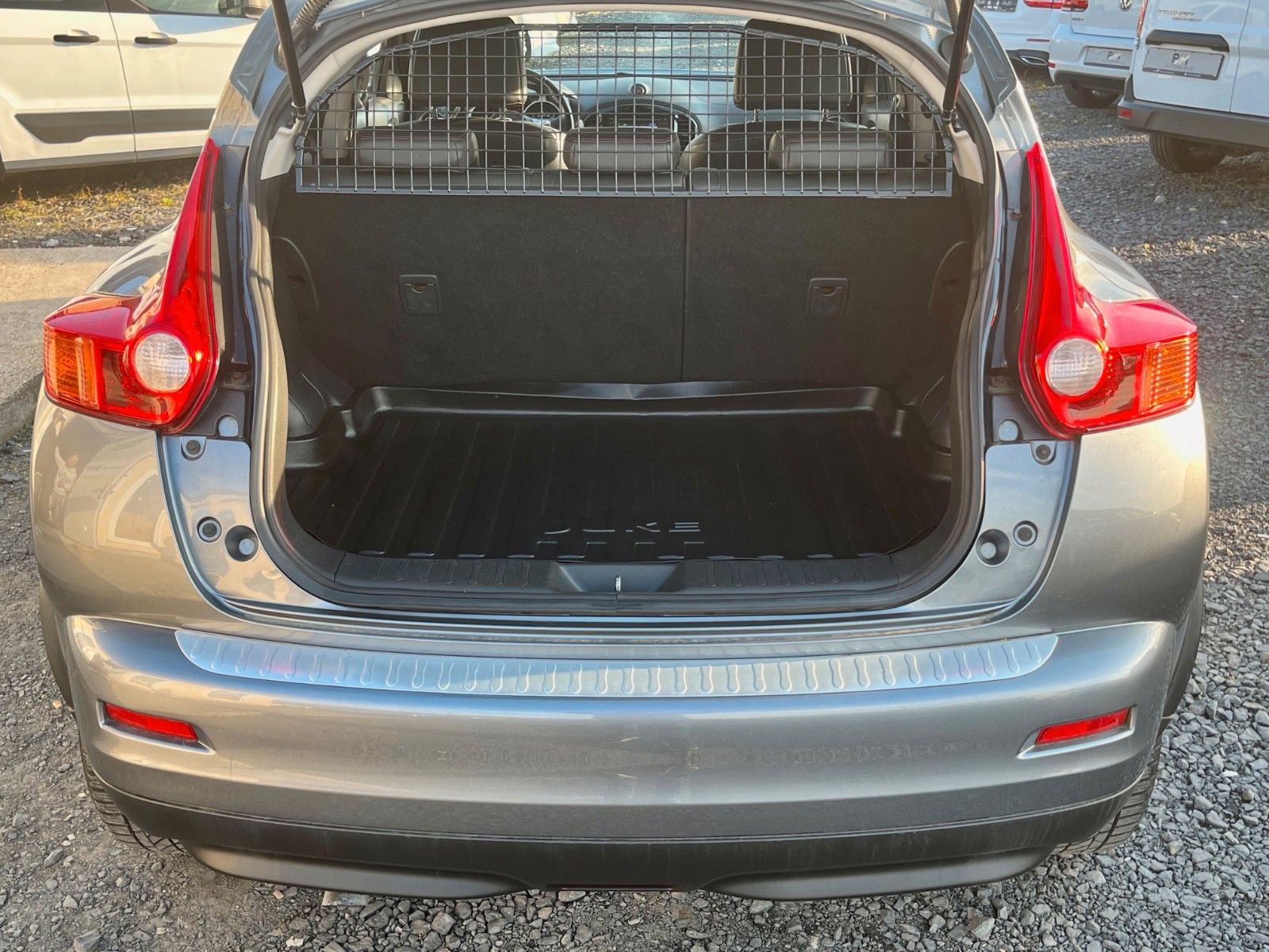 Fahrzeugabbildung Nissan Juke 1.6 Navi Leder Rückfahrkamera Tempo Keyless