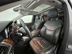 MERCEDES-BENZ ML 350 CDI / AMG / 4X4/ V6 / AHK / GARANTIE / MERCEDES-BENZ ML 350 CDI / AMG / 4X4/ V6 / AHK / GARANTIE /