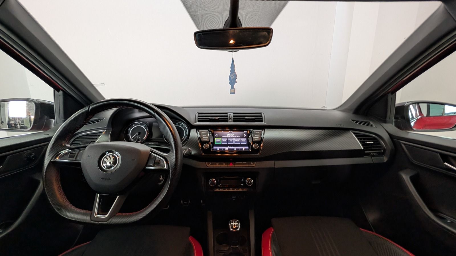 Fahrzeugabbildung SKODA Fabia Combi 1.0 TSI * LED * SHZ Monte Carlo