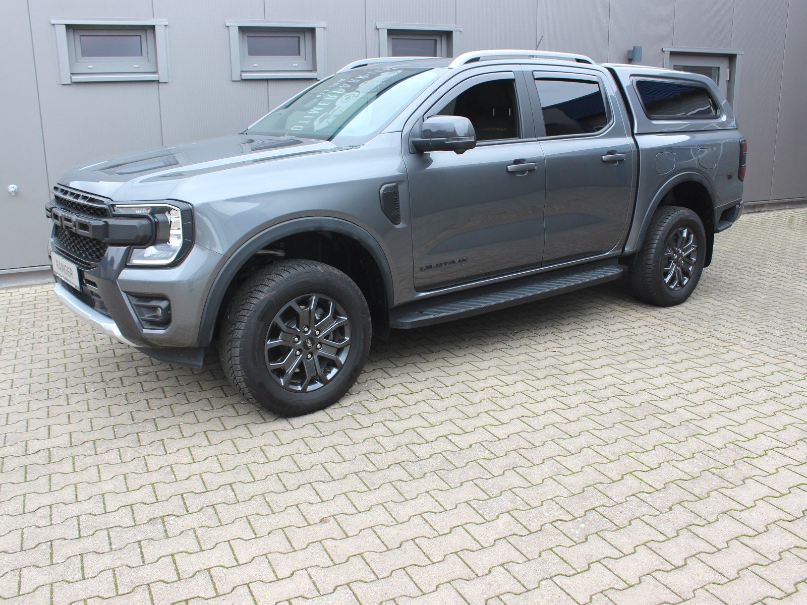 Fahrzeugabbildung Ford Ranger Plug-in-Hybrid Wildtrak e4WD Doppelkabine