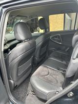 Toyota RAV 4 2,2-l-D-4D 4x4 Travel Travel - Toyota mit Diesel-Antrieb: Rav