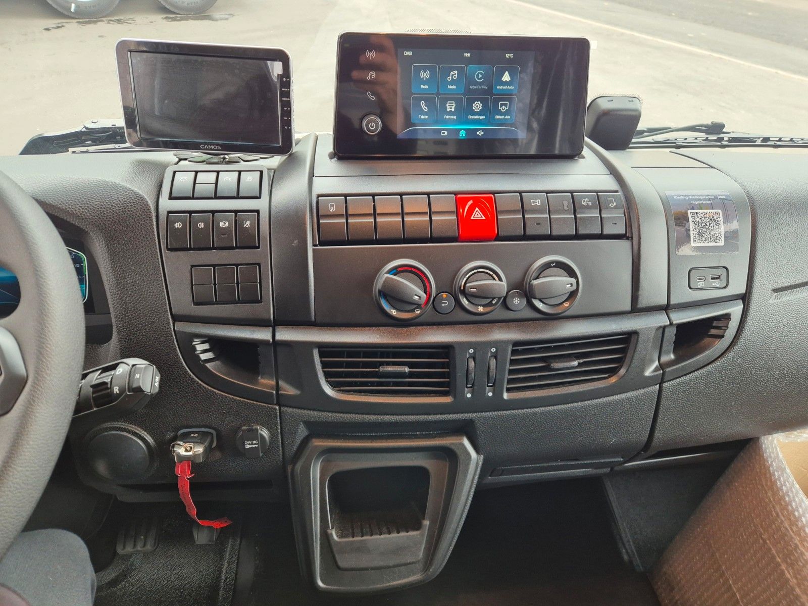 Fahrzeugabbildung Iveco Eurocargo ML160E28/P LBW Bär ThermoKing T-1200R