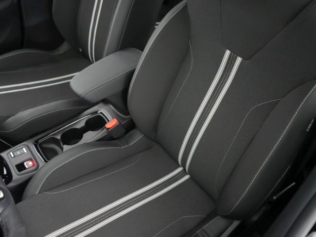 Corsa F FACELIFT GS HYBRID eDCT+LED-SCHW+RÜCKFAH