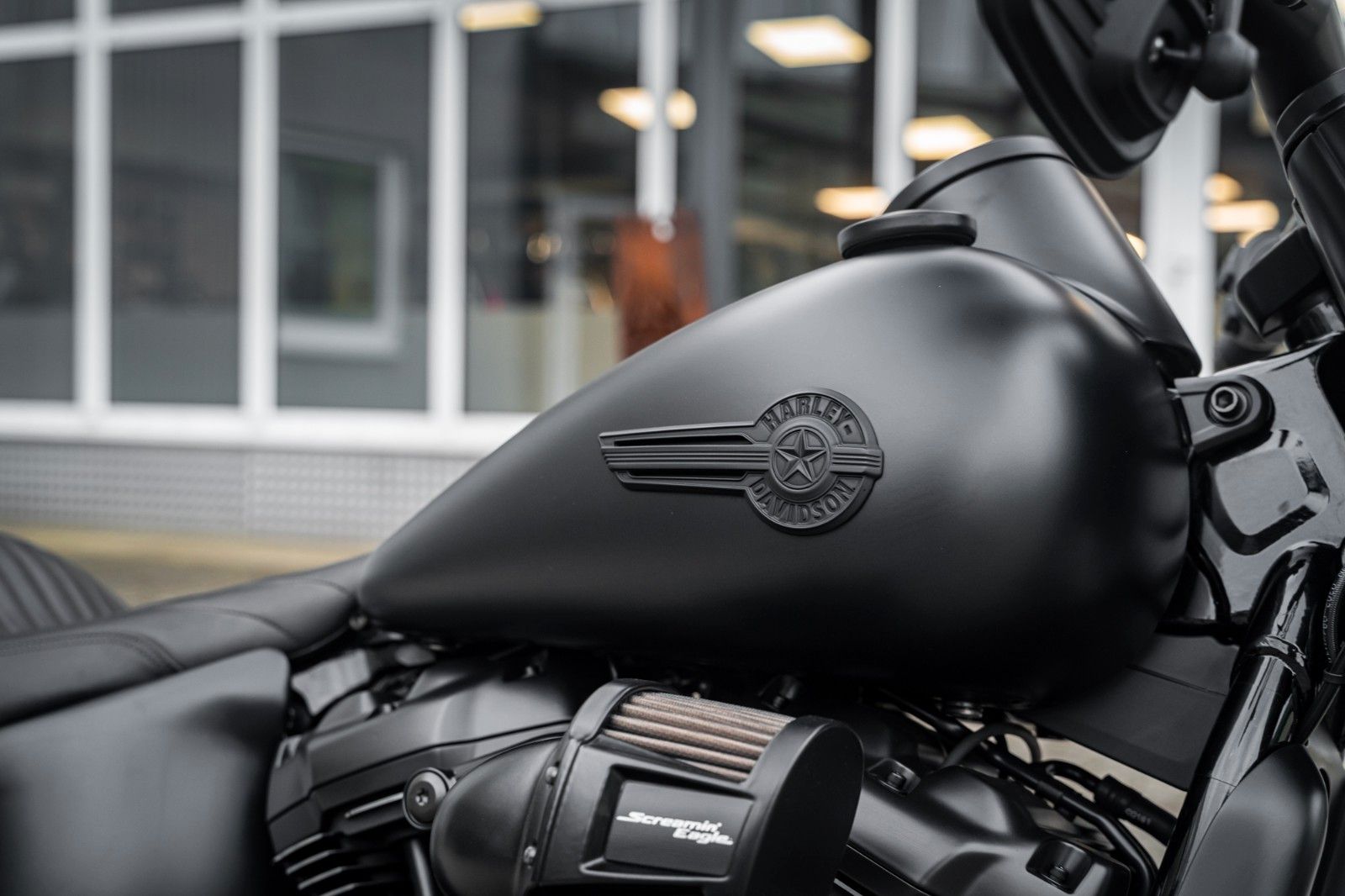 Fahrzeugabbildung Harley-Davidson FLFBS Fat Boy 128cui - Custom 1of1 "Black Titan"