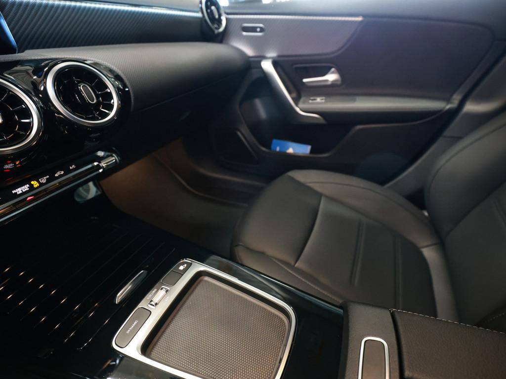 Mercedes-Benz A 250 4M Progressive Line AHK LED Kamera Spurh.-