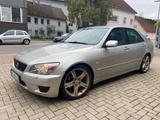 Lexus IS 200  - Lexus IS 200: Limousine