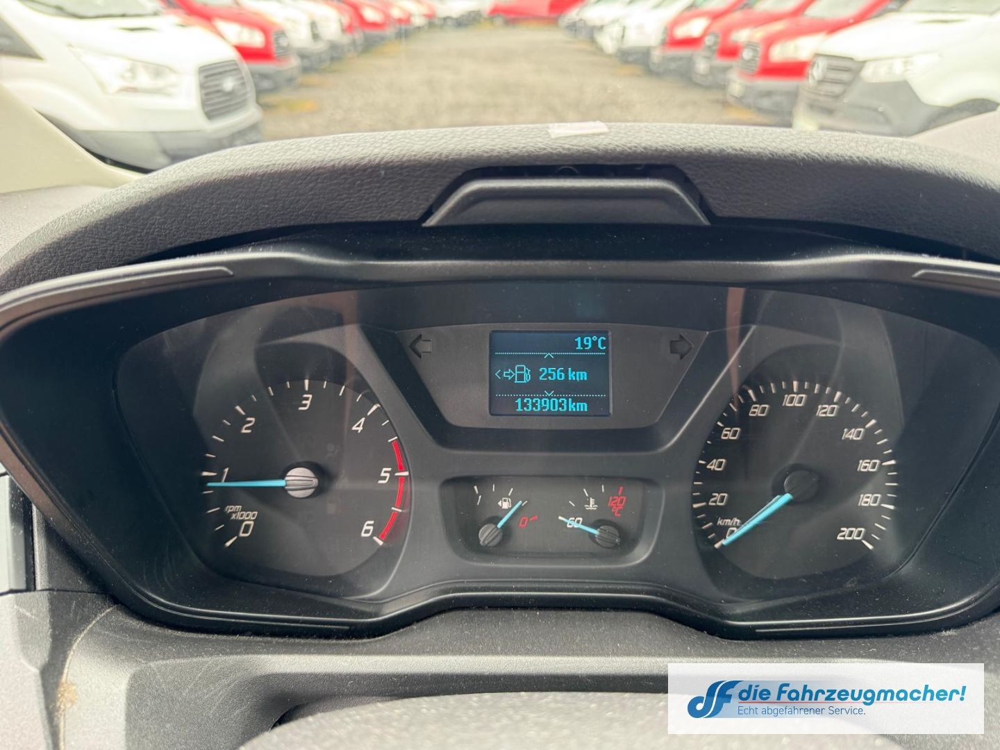 Fahrzeugabbildung Ford Transit Kombi 350 L3 Trend 2.2 TDCi DPF *2269 *K