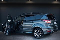 FORD Kuga 2.0 EcoBoost ST-Line 4x4*Technik*Assistenz*