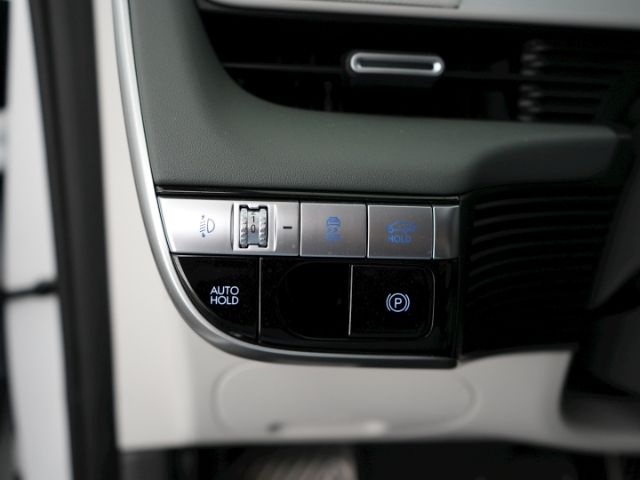 IONIQ 5 UNIQ 77,4kWh ALLRAD+VOLL LED+NAVI+360 GR