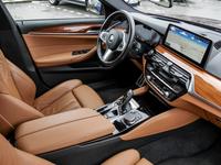 BMW 520d M SPORT+AHK+HuD+LASER+DA PROF+PA+HiFi
