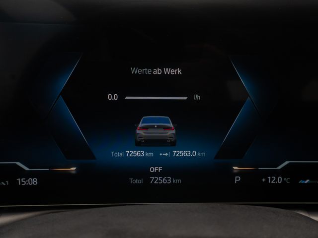 BMW 330, 2022 — 41