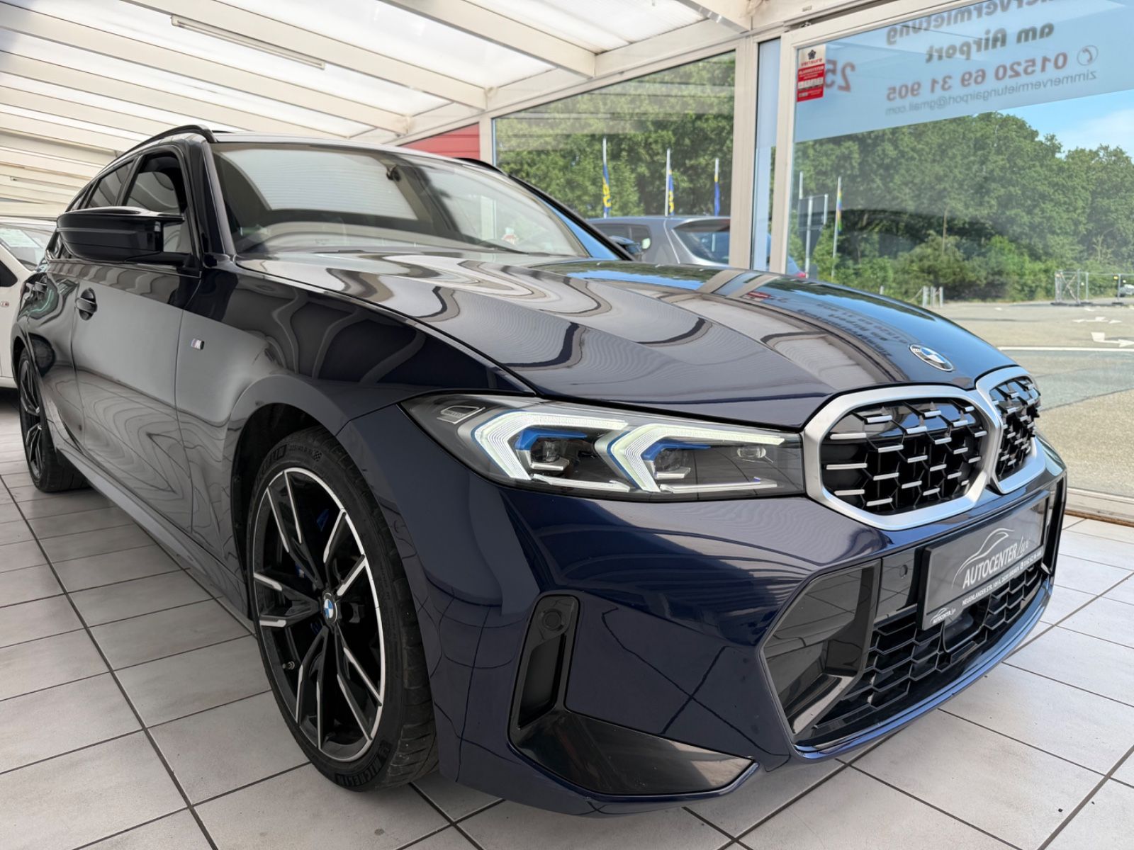 BMW M340d xDrive Pano/Harman/HUD/Carbon imagem 3
