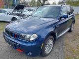 BMW X3 3.0i *KAM*XENON*PARK*SCHECKHEFT*PANO* - BMW X3: 0i
