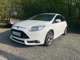 Ford Focus ST 2.0 2013  2. Hand  8 FB - Ford Focus: 201