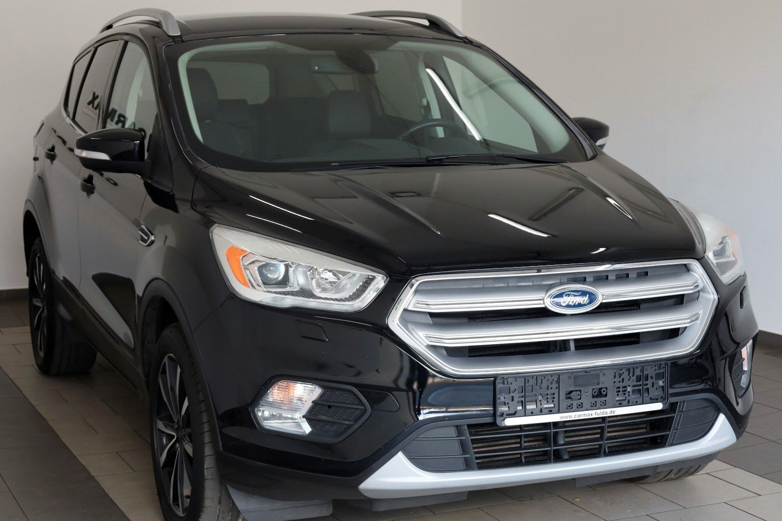 Fahrzeugabbildung Ford Kuga Titanium T.Leder,Navi,Keyless,SH,PDC,AHK