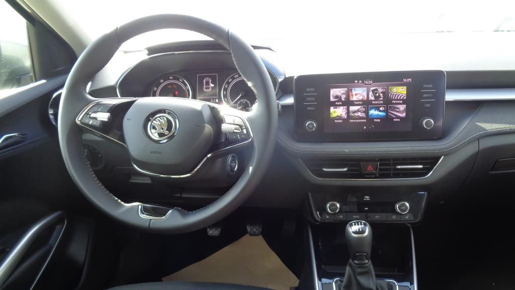 Autohaus Zimpel - Skoda Fabia 1.0 TSI Style LED+DAB+Climatronic+Sitzheiz - Bild 11 Autohaus Zimpel - Skoda Fabia 1.0 TSI Style LED+DAB+Climatronic+Sitzheiz - Bild 11