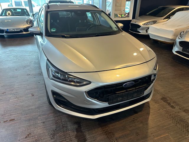 Fahrzeugabbildung Ford Focus Turnier Cool & Connect *Neues Modell*