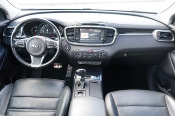 KIA Sorento - 11