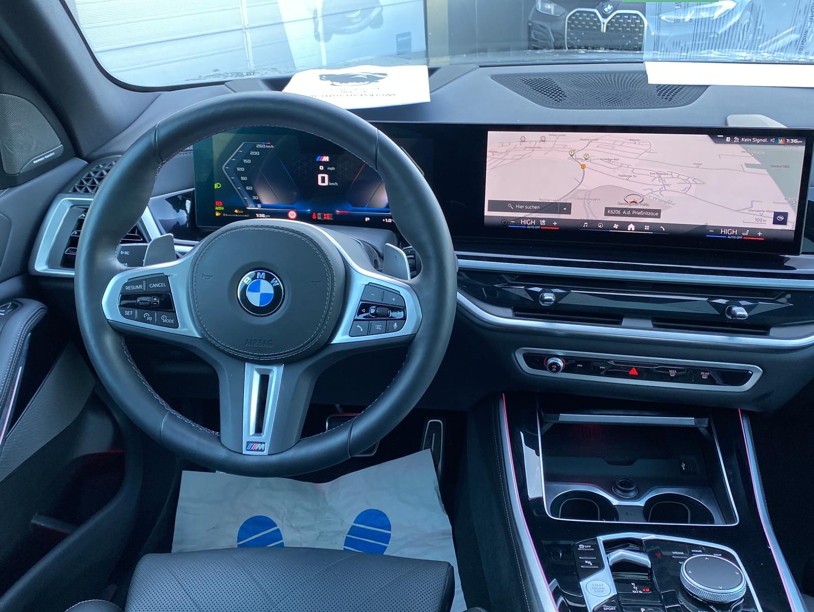 BMW X5 M60 i xDrive*NP 144.000€*SkyLounge