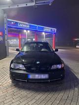 BMW Bmw e46 330i Touring - BMW 330 Kombi 330i e46 mit Benzin-Antrieb