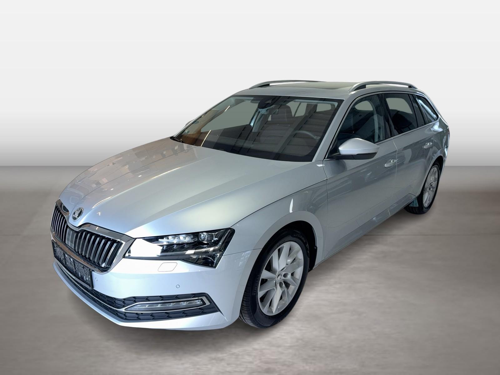 Skoda Superb Combi Style Premium Edition Navi Rückfahr