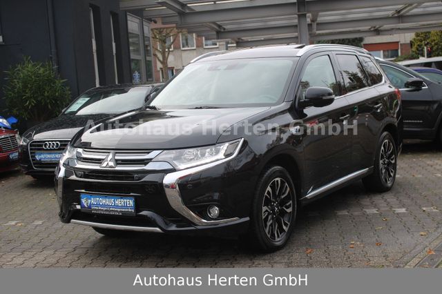 Mitsubishi Outlander PHEV Top 4WD*2.0*360°*LEDER*NAVI*XENON