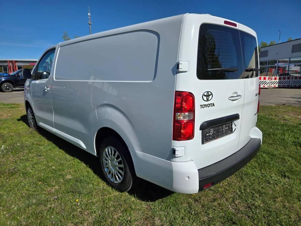 Toyota Proace Electric el.Reichweite(WLTP) 221km