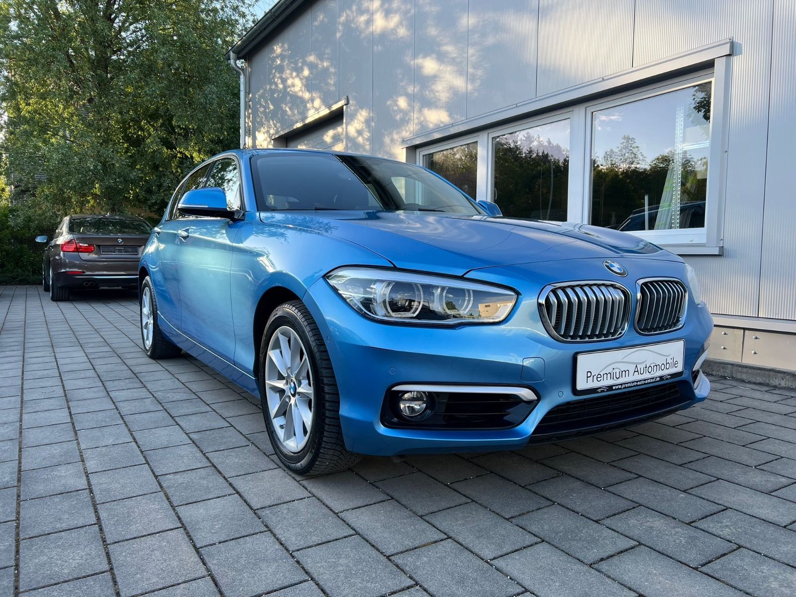BMW 118