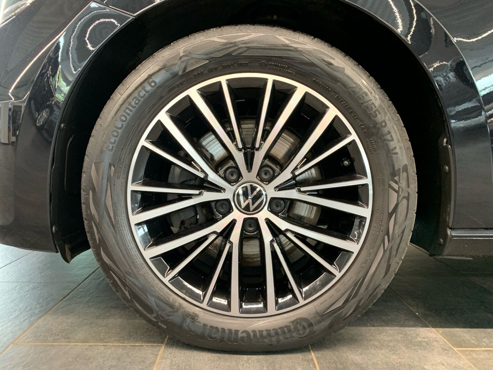 Volkswagen Touran - Bild 11