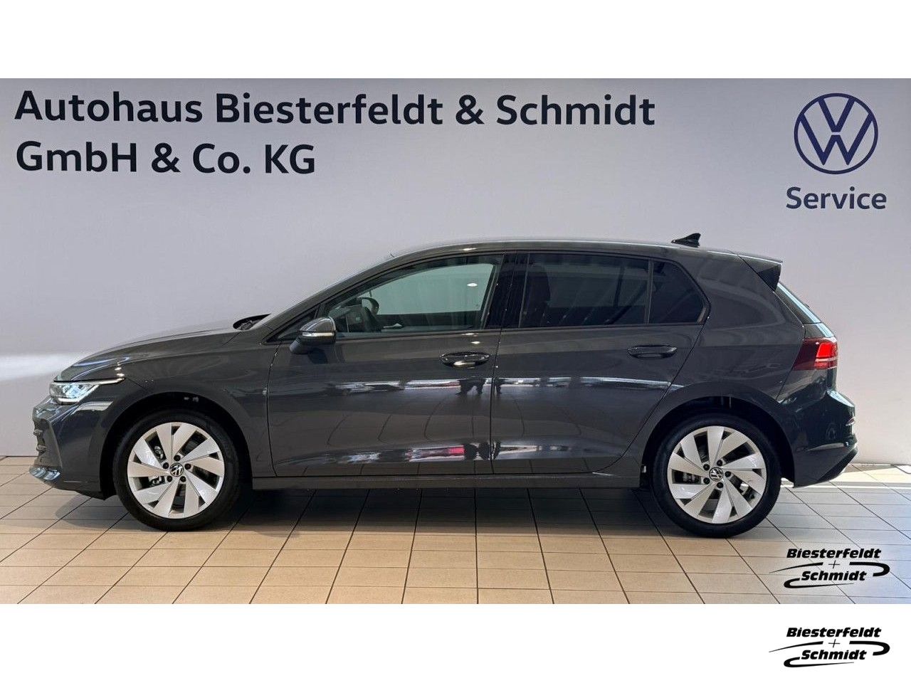 Volkswagen Golf VIII Goal 1.5l eTSI DSG LED SHZ RFK APP ACC