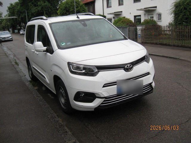 TOYOTA PROACE CITY